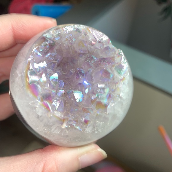 Aura amethyst agate sphere - Picture 7 of 16